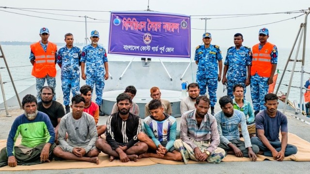 Coast Guard Rescues 13 Fishermen From Disabled Boat in Deep Sea