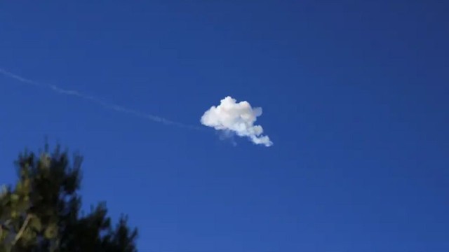 Iran Fires New Missile Barrage at Israel as Regional Tensions Escalate