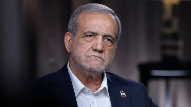Iran Warns of Possible US Strike Amid Fragile Ceasefire Talks