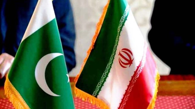 Pakistan Opens Land Trade Route for Iran Amid Regional Tensions