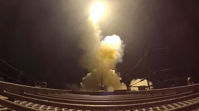 US Conducts New Airstrikes in Southern Iran as Regional Tensions Escalate