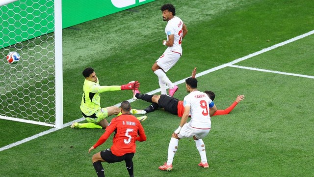Egypt, Iran Level 1-1 at Half-Time in Crucial World Cup Group Clash
