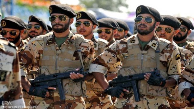 Iran's army warned that countries following US sanctions will have trouble passing Hormuz