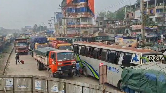 Multiple Accidents Cause Severe Traffic Jam on Jamuna Bridge Highway