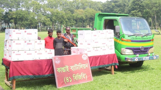 BGB Seizes 18,890 Packets of Smuggled Cigarettes in Rangunia