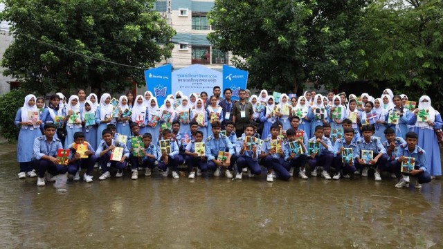 3,269 Students Receive Awards for Year-Long Book Reading Programme in Khulna