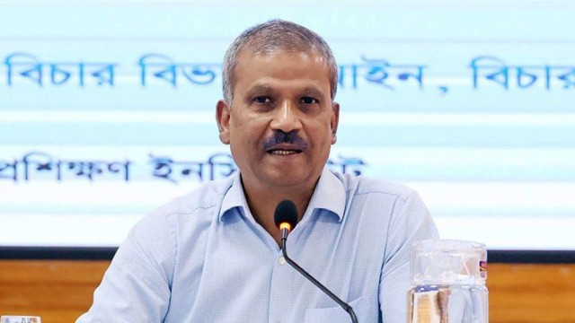 Asif Nazrul Urges Sheikh Hasina to Return Immediately and Face Trial