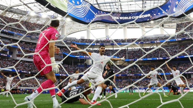Iran Fight Back Twice to Hold New Zealand in Tense World Cup Opener