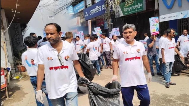 Manikganj Jubo Dal Conducts Cleanliness Drive to Prevent Dengue, Chikungunya