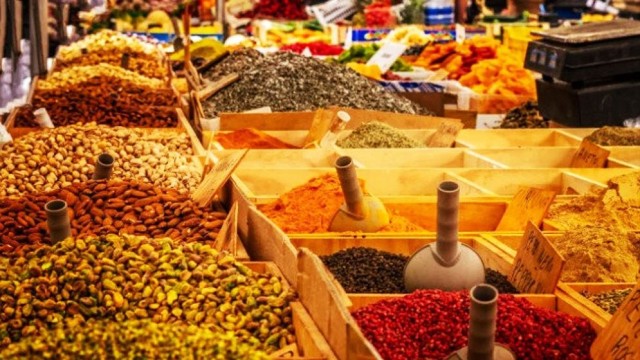 Middle East Conflict Drives Up Spice Prices in Bangladesh