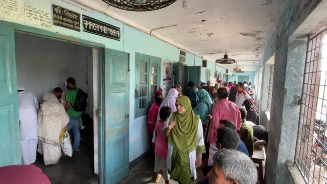 Pabna Mental Hospital Lacks Rest Area for Patients’ Families After 7 Decades