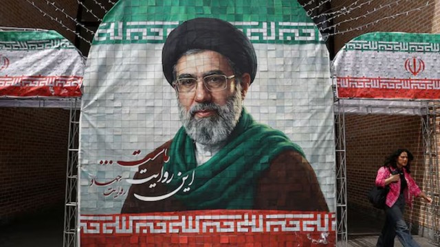 Khamenei Says Trump's Signature 'Worthless' After Collapse of Iran-US Ceasefire