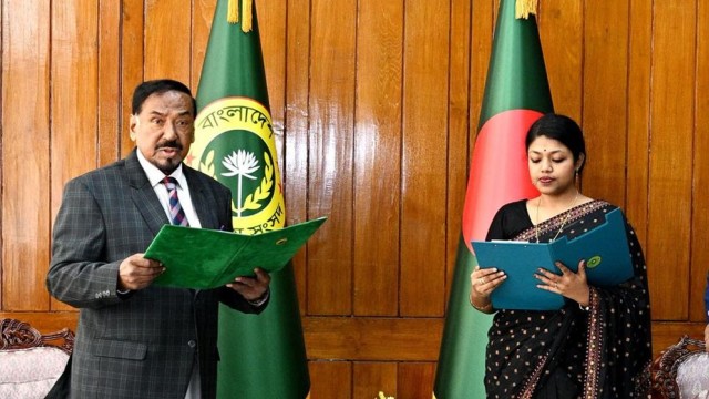 Nusrat Tabassum Jyoti Takes Oath as MP