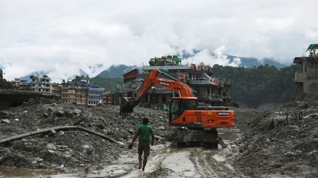 Nepal landslide death toll rises to 1,127; more than 4,500 missing