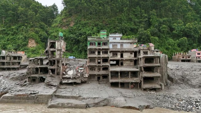 Nearly 1,500 missing in Nepal-Tibet floods and landslides