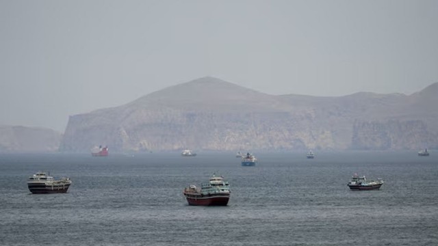 Oil Prices Fall After U.S.–Iran Interim Peace Deal Eases Supply Fears