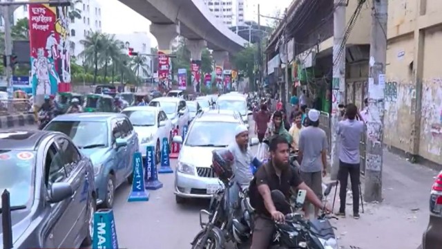 Fuel Crisis Continues in Dhaka as Consumers Face Long Queues Despite Price Hike