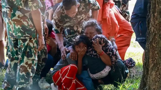 Nepal flood death toll rises to 579 as rescue operations continue