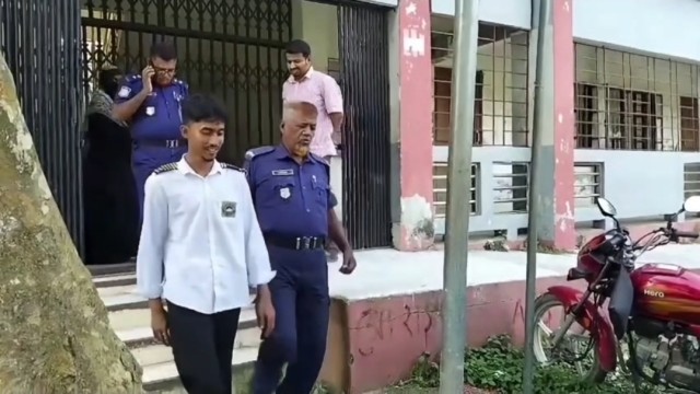 Pabna Schoolboy Detained Over Alleged Hasina Birthday Celebration