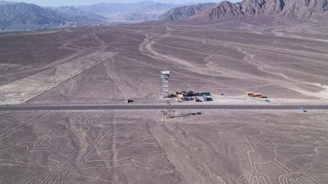 13 Killed as Tourist Plane Crashes Near Peru's Nazca Lines