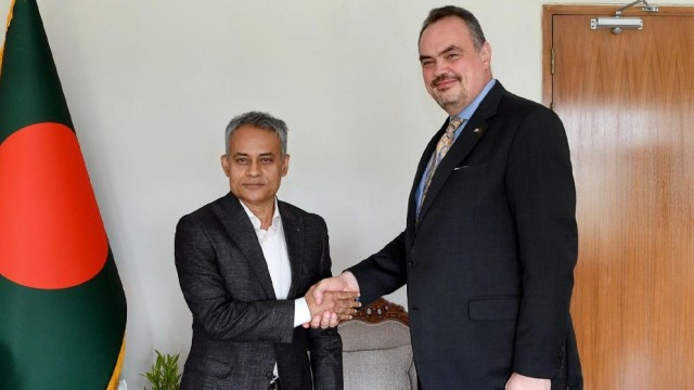 US Ambassador Meets Bangladesh Transport Minister to Discuss Infrastructure Cooperation