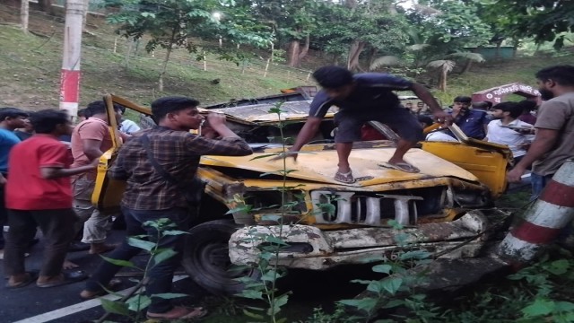 Four Killed, Two Injured as Pickup Truck Crashes in Rangamati