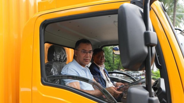 Prime Minister Tarique Rahman Visits EV Exhibition in Dhaka Ahead of Mymensingh Tour