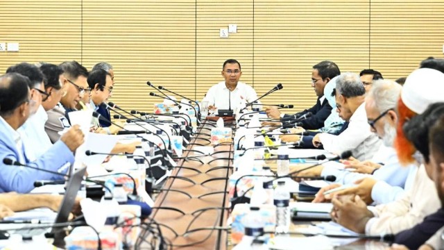 PM Tarique Rahman Chairs Second High-Level Meeting on Reducing Traffic Congestion in Dhaka