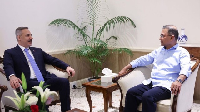 Turkish Foreign Minister Pays Courtesy Call on Prime Minister Tarique Rahman