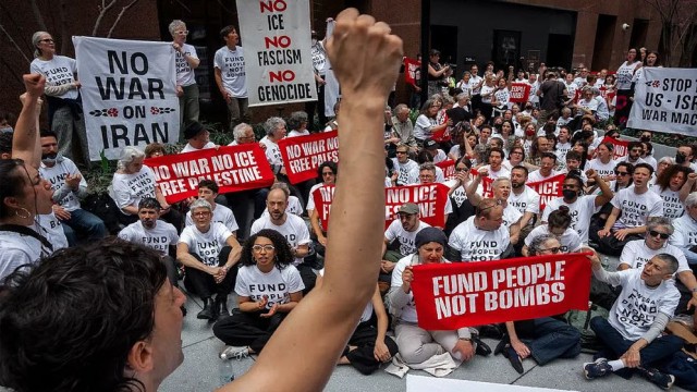 Over 100 Arrested in New York Protests Against US Arms Sales to Israel