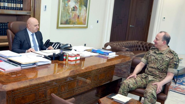 Lebanese President, Army Chief Review Security Situation Amid Israeli Attacks