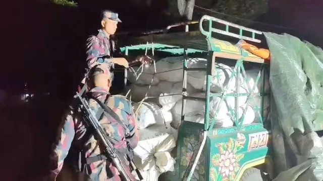 BGB Seizes 1,719kg of Garlic, Detains Two in Rangamati Border Area