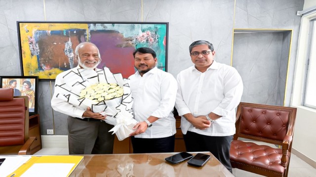 Rajshahi City Administrator Meets New Local Govt Minister