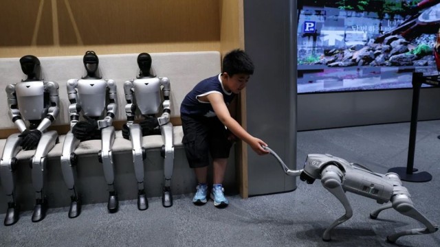 Chinese Robotics Firm Unitree Takes on US Rivals With Low-Cost Robots