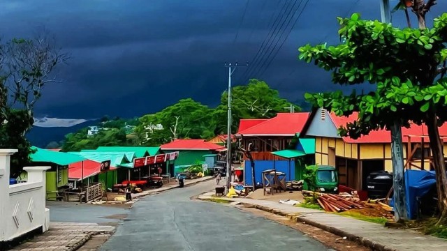 Indefinite Road Blockade Resumes in Sajek, Disrupting Tourism and Local Trade