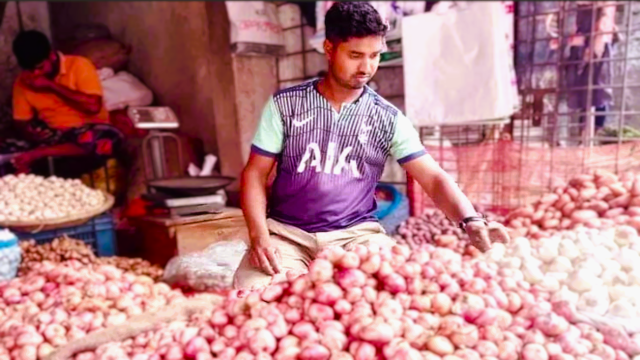 Record Onion Cultivation in Rajshahi, Farmers Disappointed by Low Prices