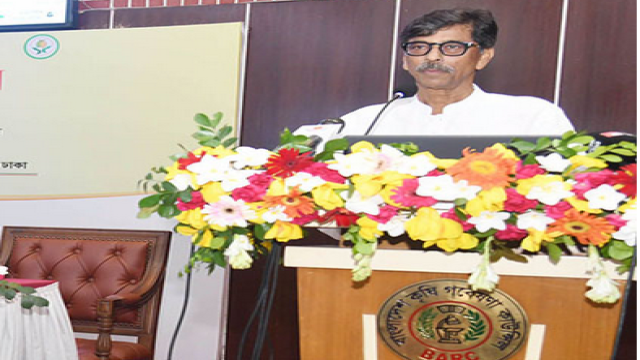 Govt to remove all barriers to mango export: Minister