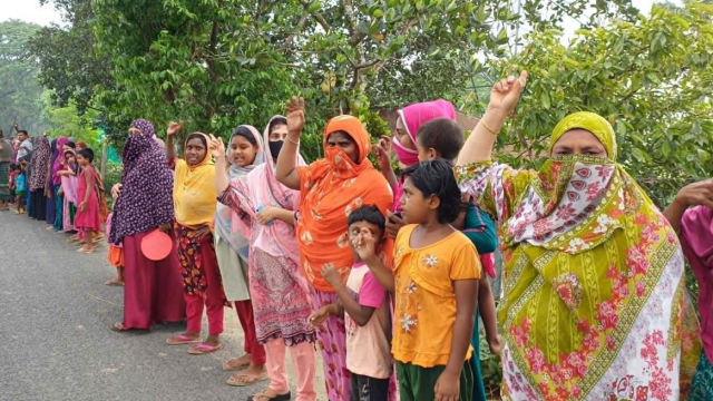 BNP supporters' houses and shops attacked, vandalized, looted, 4 arrested
