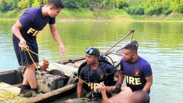 Fire Service Divers Recover Body of Missing Youth