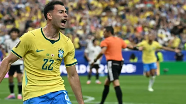 Martinelli's 95th-minute strike sends Brazil to World Cup last 16