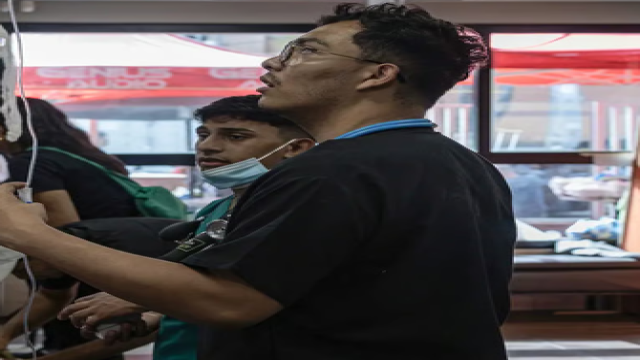 McDonald's, bus terminals turned into field hospitals after Venezuela quakes
