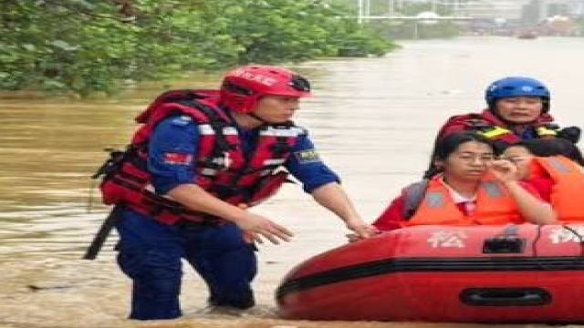 China Floods Kill 17, Trigger Dam Breach as Rescue Efforts Continue