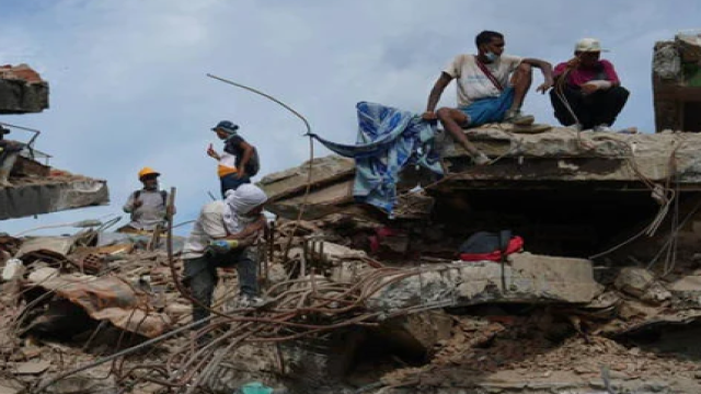 Fake News of Survivors in Venezuela Quake Zone Spreads Pain Amid Grief