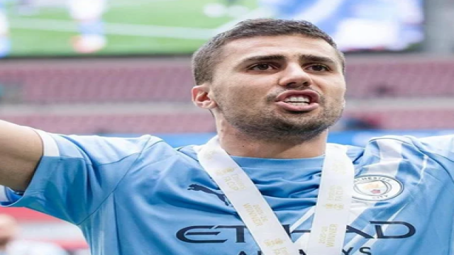 Man City Reject Barcelona’s €38.5m Opening Bid for Rodri