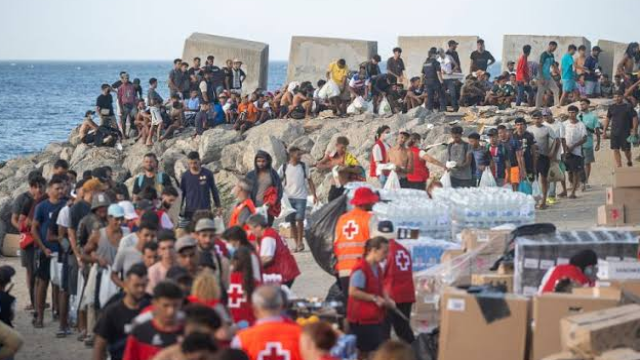 Italy, Spain Extend Reciprocal Border Checks by 15 Days Over Migrant Crisis