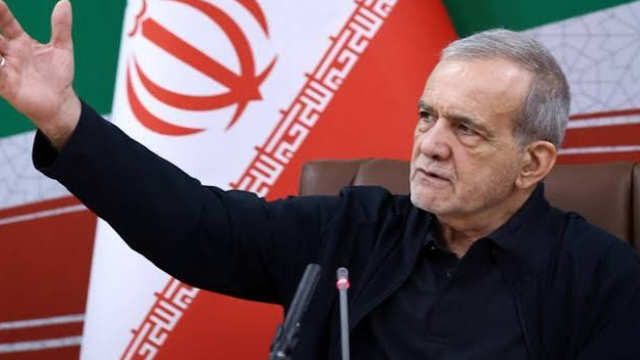 Iran and US Trade Fire in Fresh Strait of Hormuz Flare-Up, Tehran Signals Openness to Dialogue