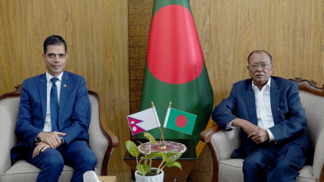 Bangladesh, Nepal Discuss Environmental Cooperation as Dhaka Extends Solidarity After Disaster