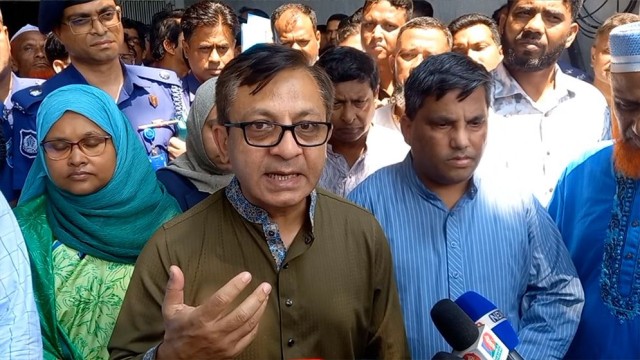 Industries Minister announces plan to reopen closed sugar mills