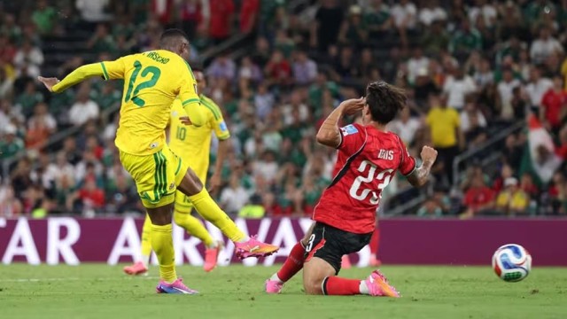 South Africa Reach World Cup Knockout Stage for First Time with Historic Win Over South Korea