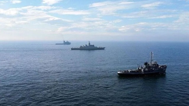 Hormuz Strait will remain closed if US threats continue: IRGC